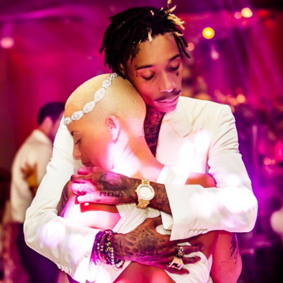 Amber Rose Shares Wedding Pic To Celebrate Wiz Khalifa S B Day E Online
